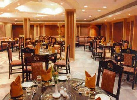 Rk Residency Hotel ทีรุปปูร์ ภายนอก รูปภาพ