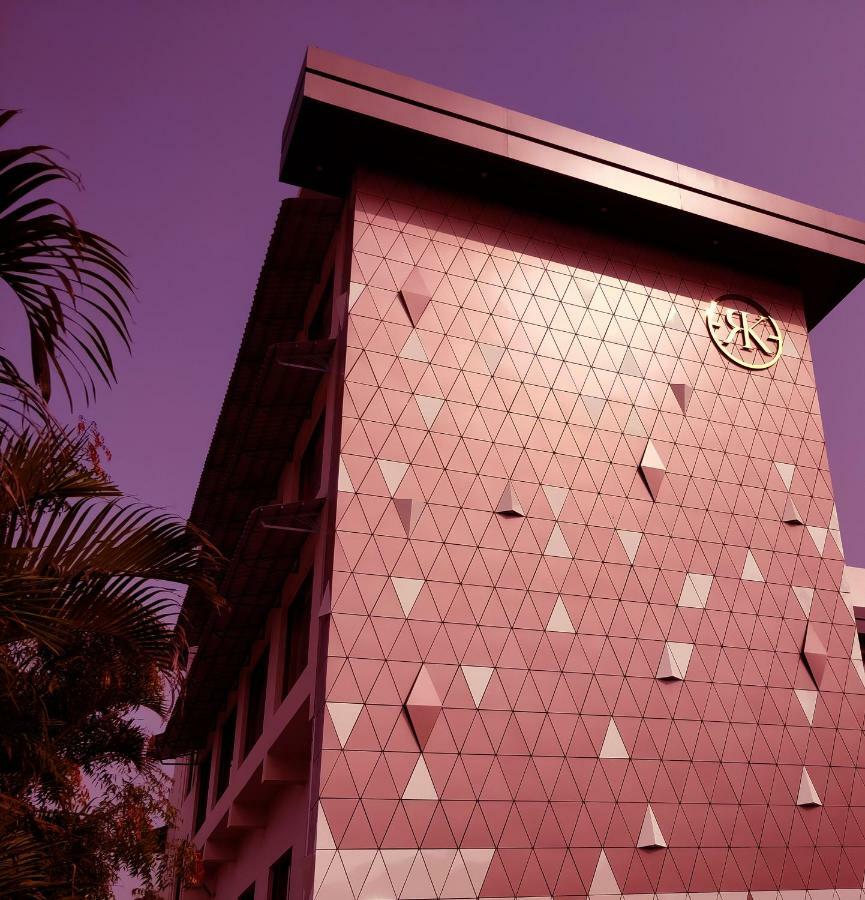 Rk Residency Hotel ทีรุปปูร์ ภายนอก รูปภาพ